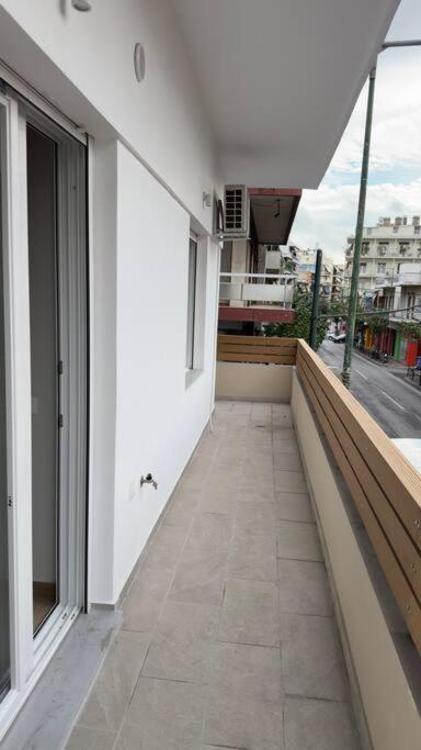 New Center Apartment Near Metro Athens Exterior photo