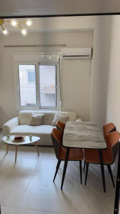 New Center Apartment Near Metro Athens Exterior photo