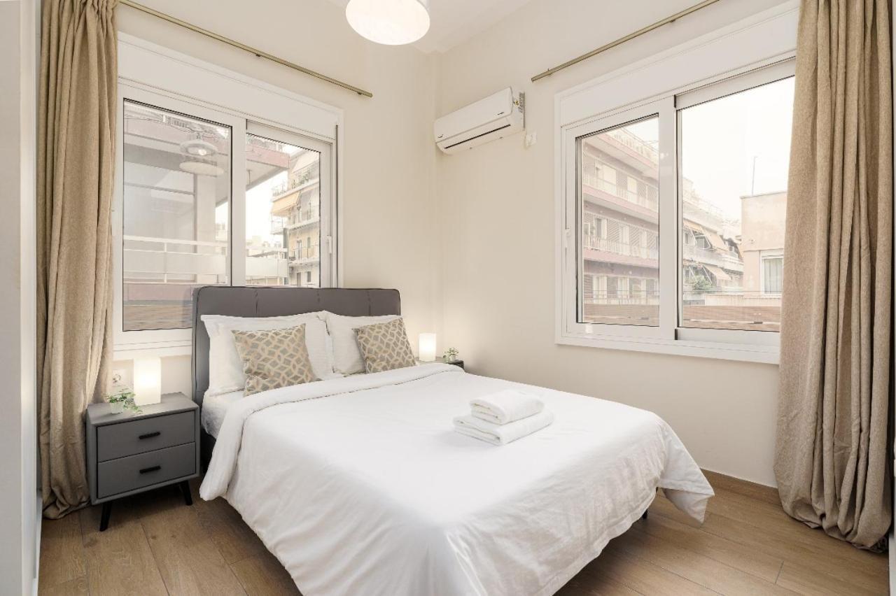 New Center Apartment Near Metro Athens Exterior photo